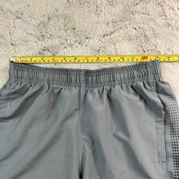 Under Armour Heat Gear Gym Shorts Mens Small Loose Fit Elastic Waist Pockets - Picture 7 of 9